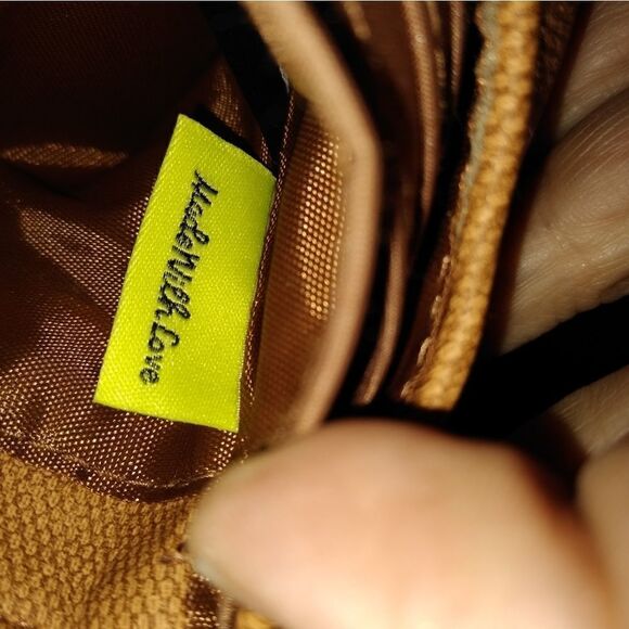 Stella and Max crossbody bag - Picture 5 of 7